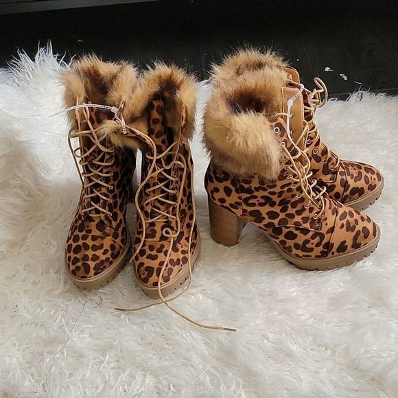 Leopard Print Bootie, size US Women 10 - Picture 4 of 6